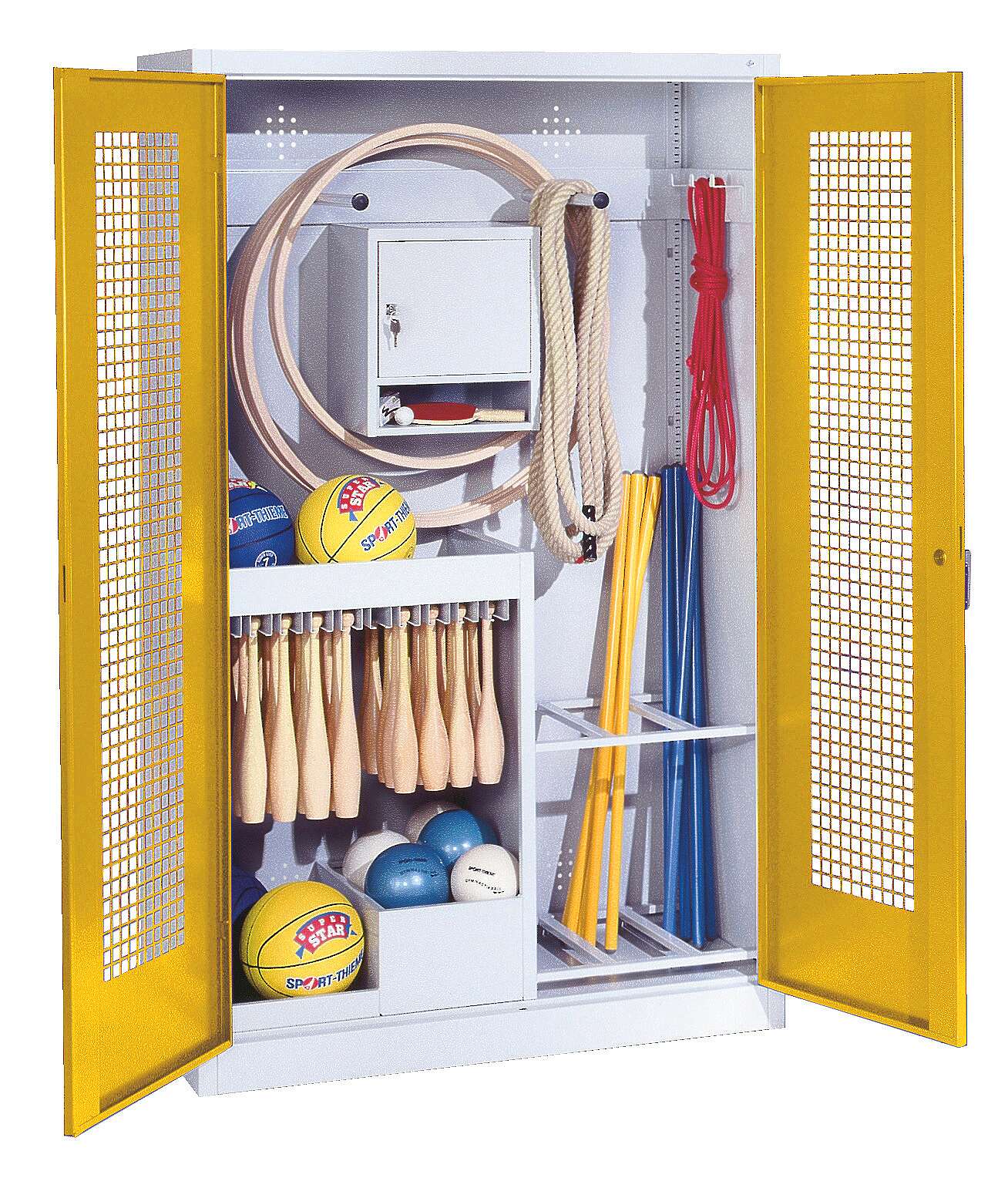 C+P Sportgeräteschrank mit Lochblech-Flügeltüren (Typ 1)