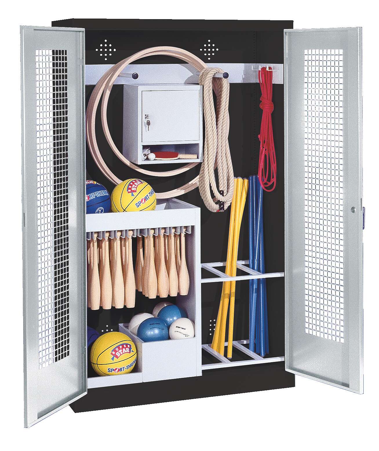 C+P Sportgeräteschrank mit Lochblech-Flügeltüren (Typ 1)