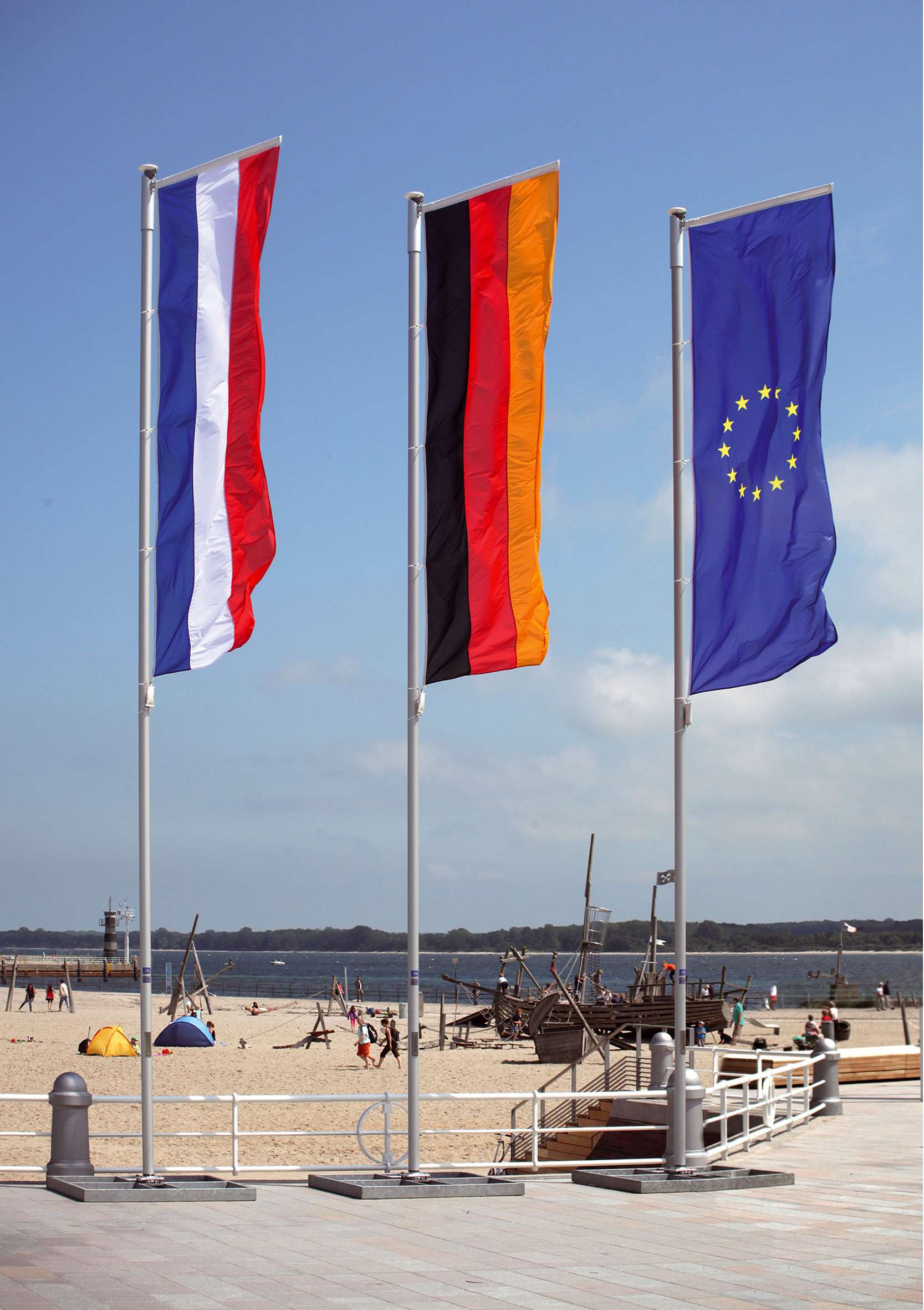 Euro-Masten Fahnenmast mit drehbarem Ausleger